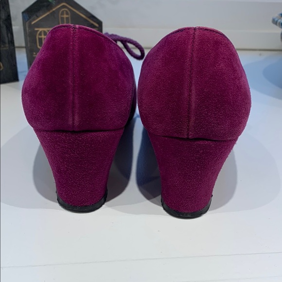 Vintage 1960's Mod Style Square Toe Mary Janes in Purple Suede by QualiCraft - Picture 3 of 15